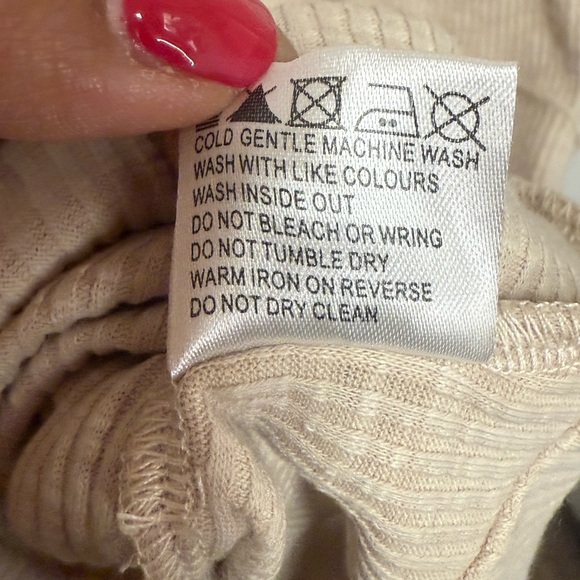 Princess Polly Oscar Maxi Skirt Beige High Waisted Pencil Fit Rib Knit Size 6 - Picture 11 of 13